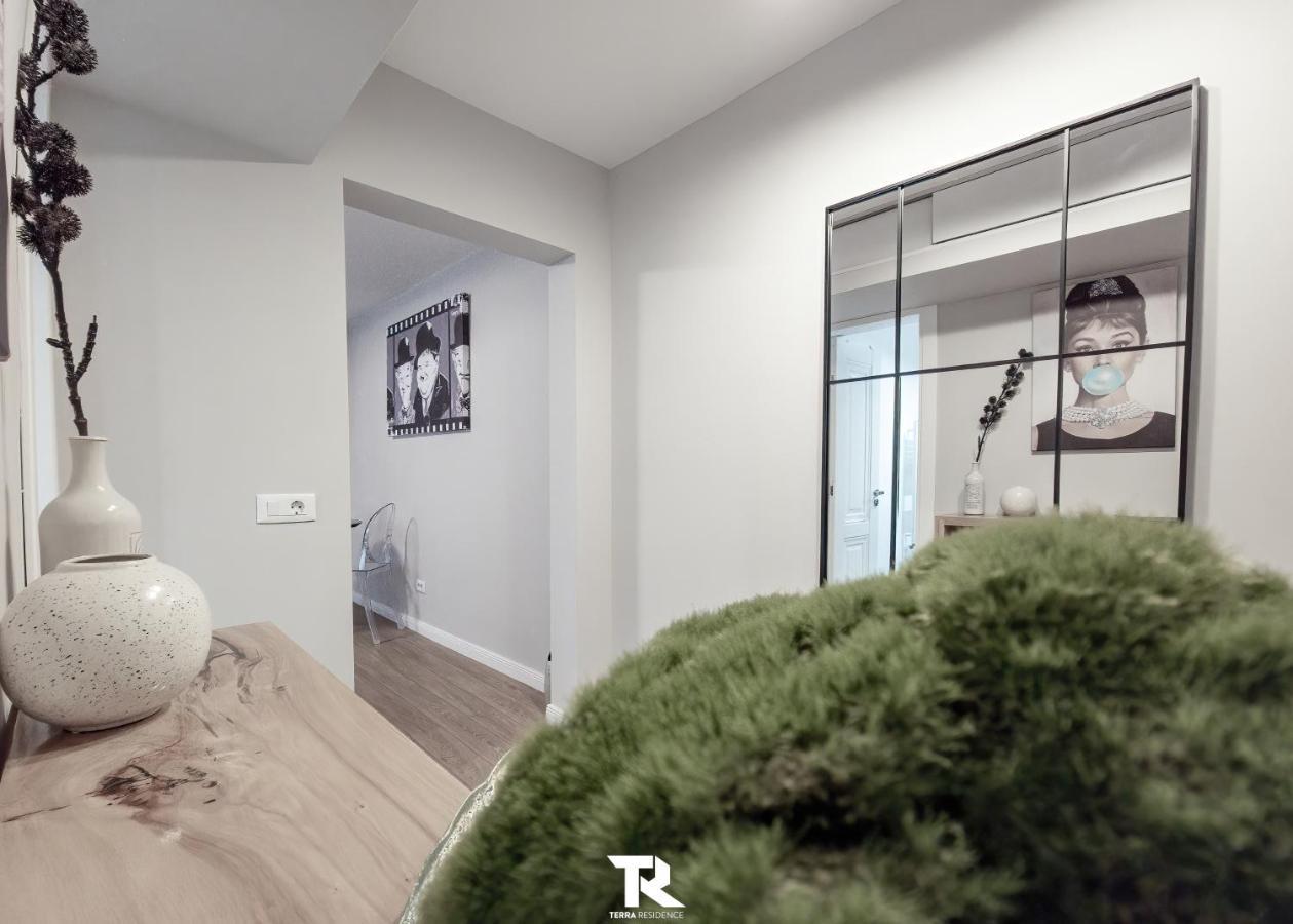 Terra Apartment Сучеава Екстериор снимка