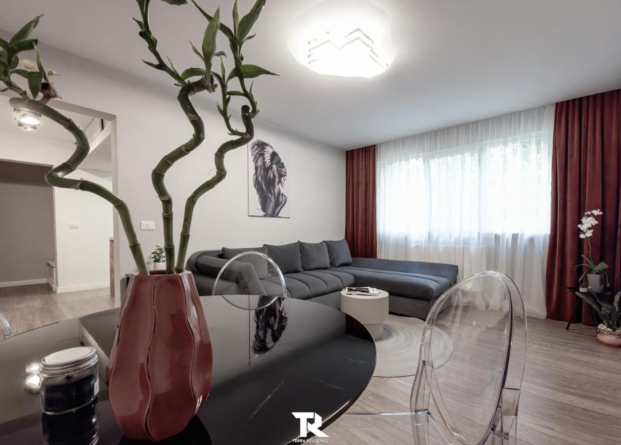 Terra Apartment Сучеава Екстериор снимка